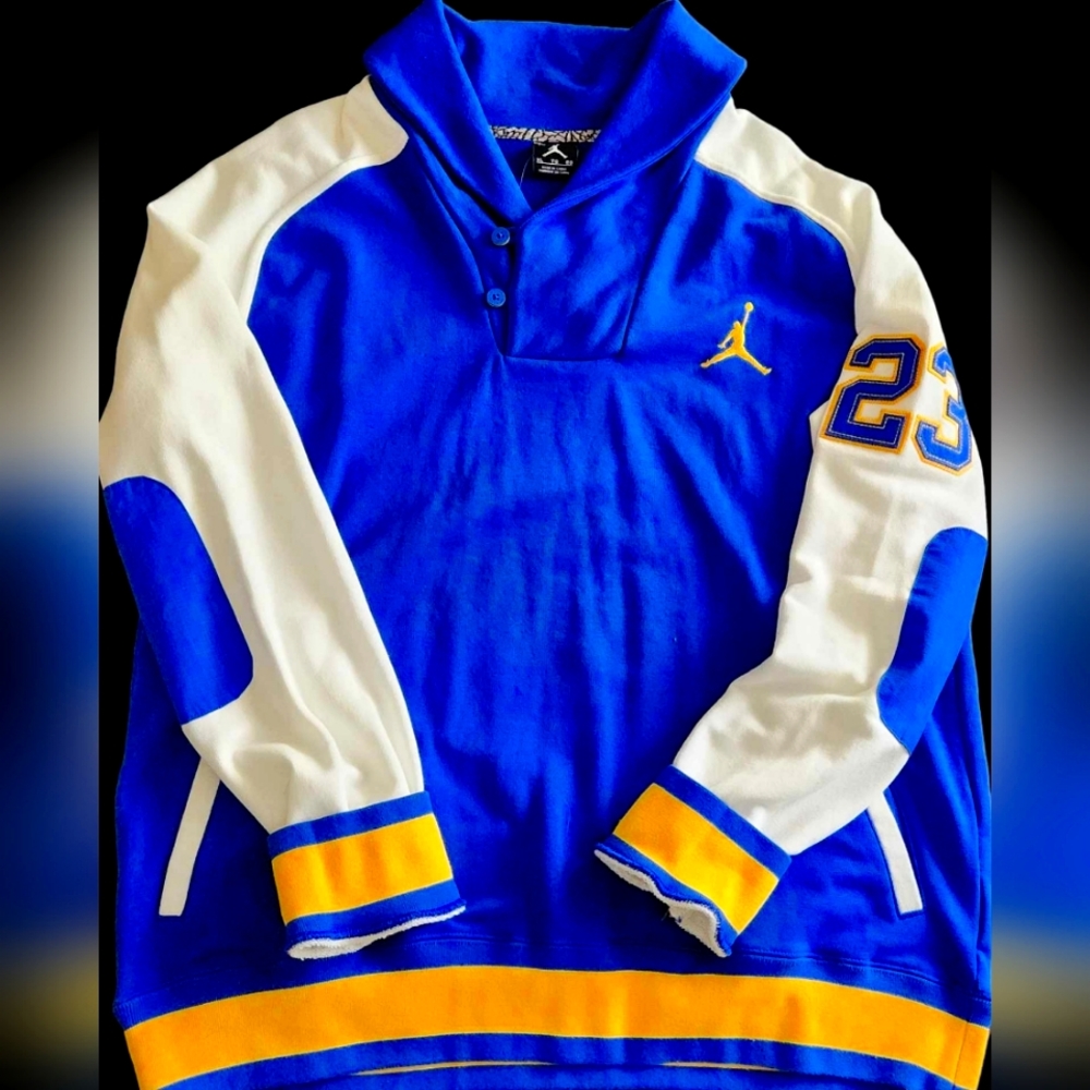 Jordan collared Laney Sweater